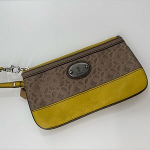 NWT Fossil Key-Per Leather Wristlet Wallet in Mustard / Brown | 7.5" x 4.5"